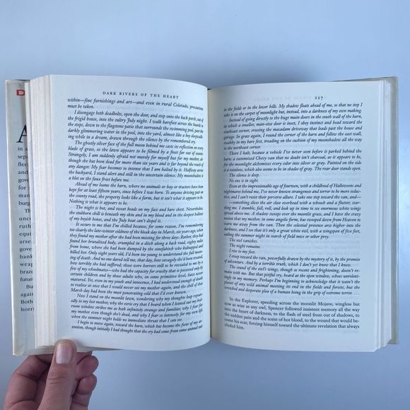 2/$30 - Dark Rivers of the Heart by Dean Koontz - Picture 11 of 15